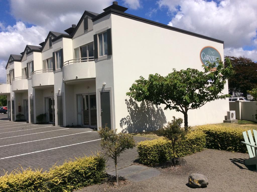 Cornwall Motor Lodge Palmerston North Exterior photo